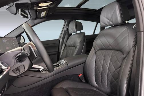 Black Sapphire Metallic 2026 BMW X6 xDrive40i
