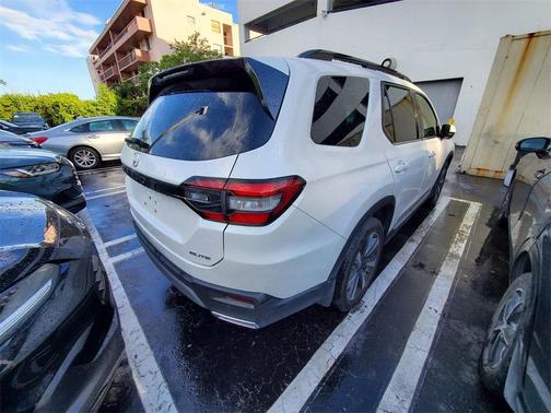 2024 Honda Pilot Elite
