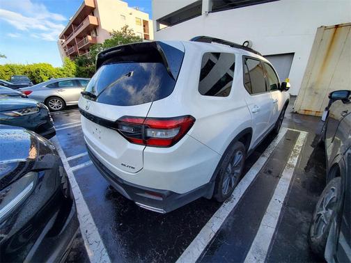2024 Honda Pilot Elite