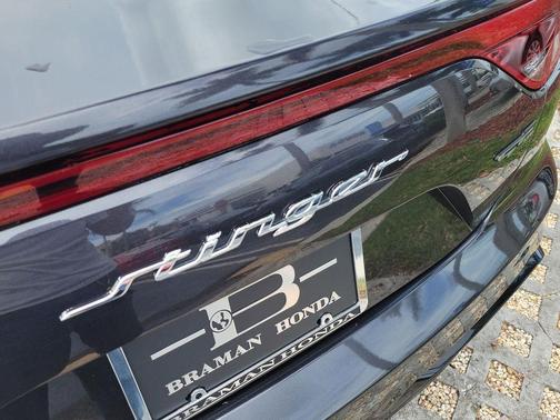 Metal 2022 Kia Stinger GT-Line
