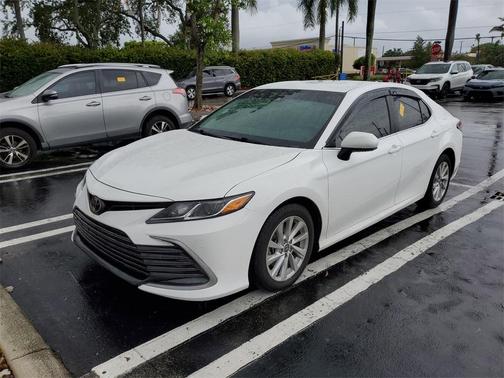 2023 Toyota Camry LE