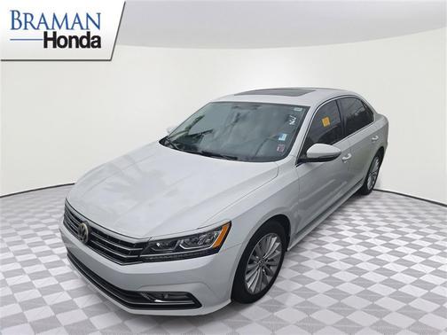 2016 Volkswagen Passat 1.8T SE