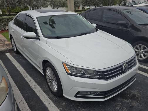 2016 Volkswagen Passat 1.8T SE
