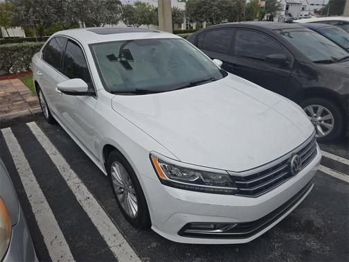 2016 Volkswagen Passat 1.8T SE