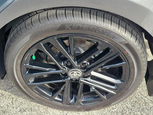 Metal 2026 Toyota Camry SE