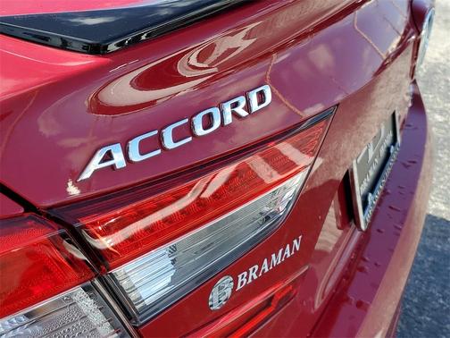 2022 Honda Accord Sport SE