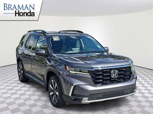 2024 Honda Pilot Touring
