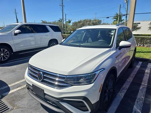 2022 Volkswagen Tiguan 2.0T SE