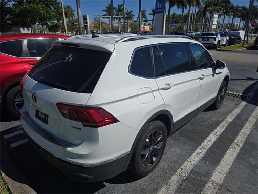 2022 Volkswagen Tiguan 2.0T SE