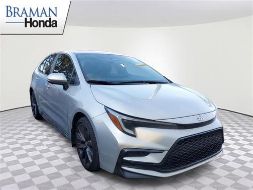 2025 Toyota Corolla SE