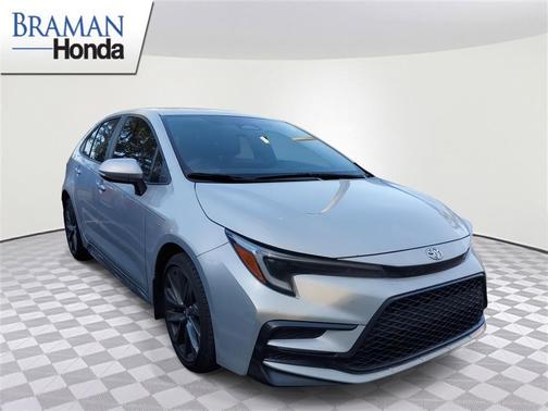 2025 Toyota Corolla SE