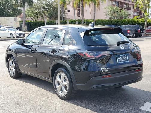 2023 Honda HR-V LX