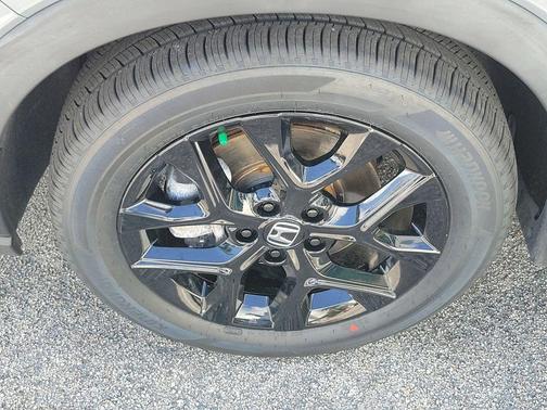 Urban Gray Pearl 2024 Honda HR-V Sport