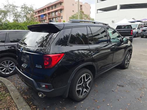 2023 Honda Passport Elite