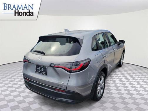 Lunar Silver Metallic 2023 Honda HR-V LX