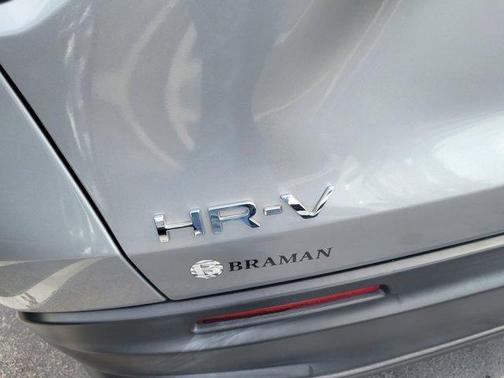 Lunar Silver Metallic 2023 Honda HR-V LX