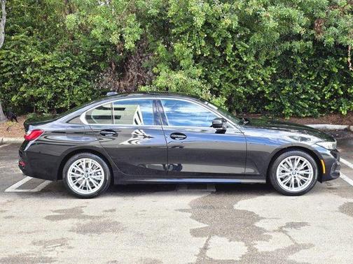 2024 BMW 330 i xDrive