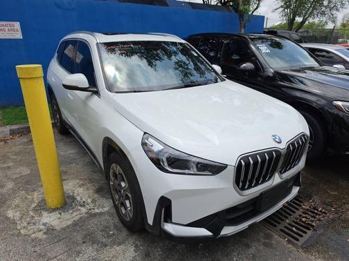White 2025 BMW X1 xDrive28i