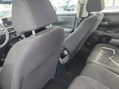 Crystal Black Pearl 2023 Honda HR-V LX
