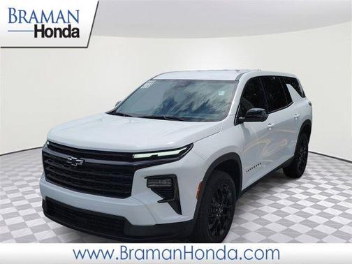 Summit White 2024 Chevrolet Traverse LS