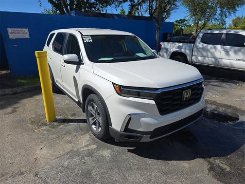 2023 Honda Pilot EX-L 7-Passenger
