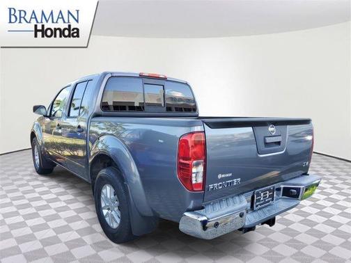 2021 Nissan Frontier SV