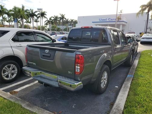 2021 Nissan Frontier SV