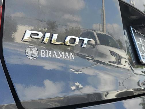 2022 Honda Pilot Elite