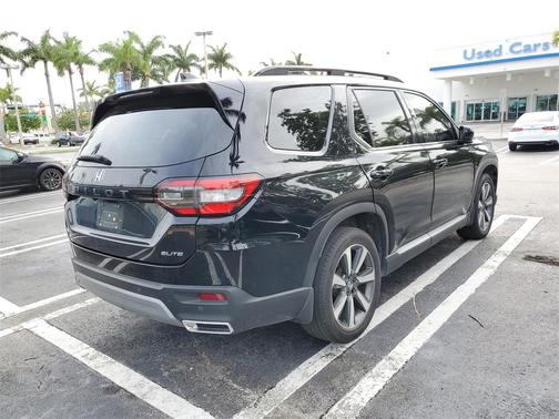 2023 Honda Pilot Elite