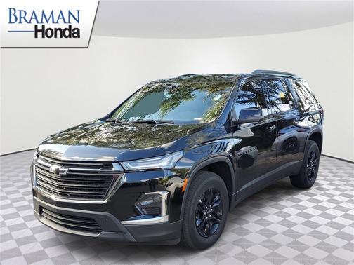 2022 Chevrolet Traverse LS