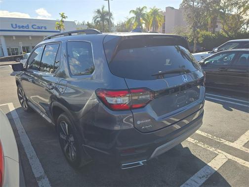 2024 Honda Pilot Touring