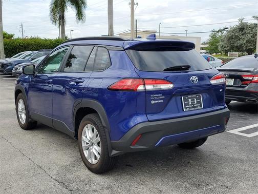 2024 Toyota Corolla Cross LE