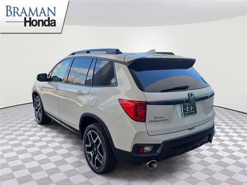 2023 Honda Passport Elite