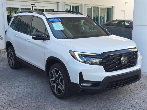 2023 Honda Passport Elite