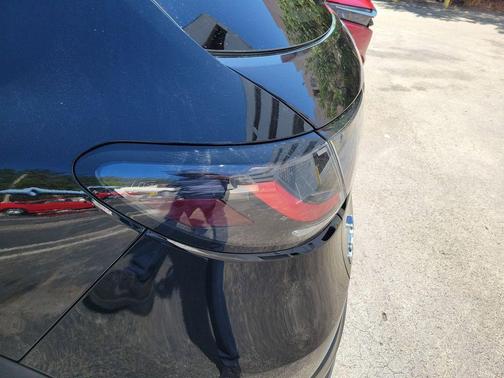 Crystal Black Pearl 2024 Honda HR-V Sport