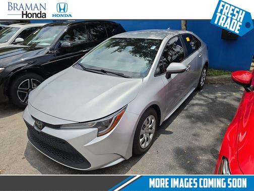 Classic Silver Metallic 2021 Toyota Corolla LE
