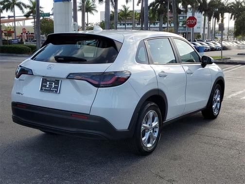 2024 Honda HR-V LX