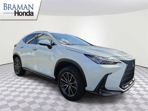 Eminent White Pearl 2022 Lexus NX 250 Premium
