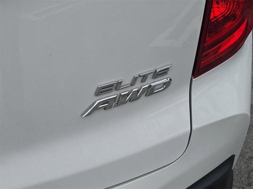 2023 Honda Passport Elite