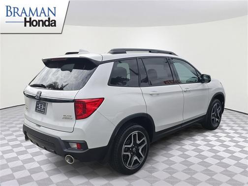 2023 Honda Passport Elite