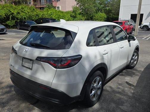 2023 Honda HR-V LX