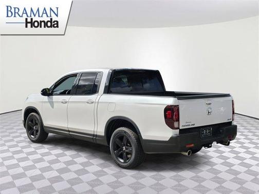 Platinum White Pearl 2023 Honda Ridgeline Black Edition