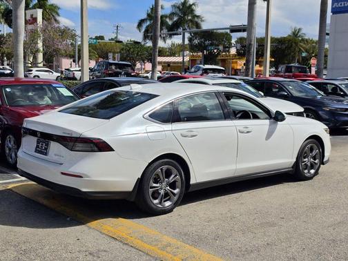 2024 Honda Accord EX