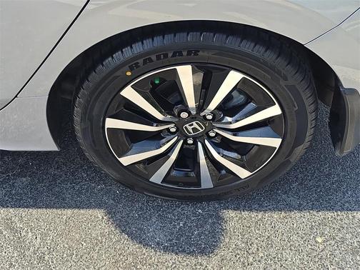 2023 Honda Civic EX-L