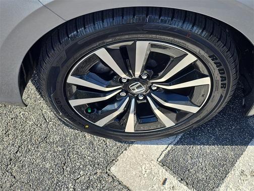 2023 Honda Civic EX-L