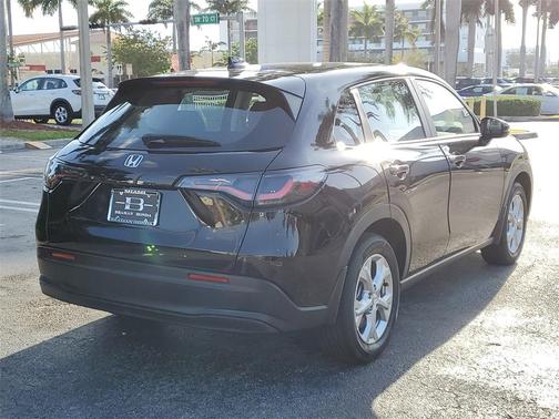2023 Honda HR-V LX
