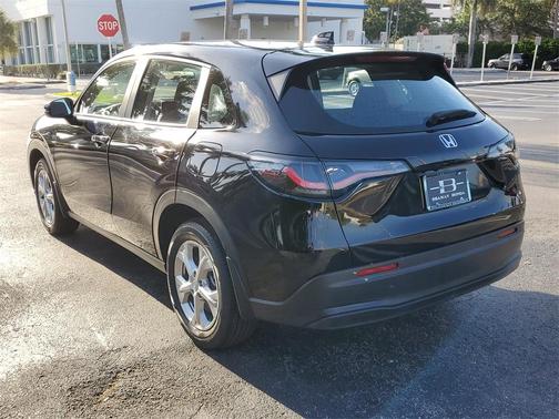2023 Honda HR-V LX