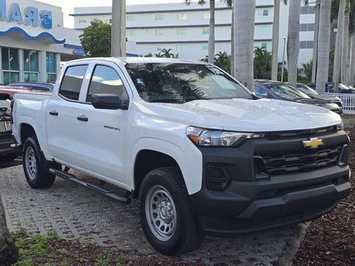 2024 Chevrolet Colorado WT