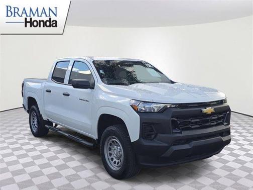 2024 Chevrolet Colorado WT