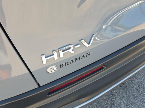 Modern Steel Metallic 2023 Honda HR-V Sport